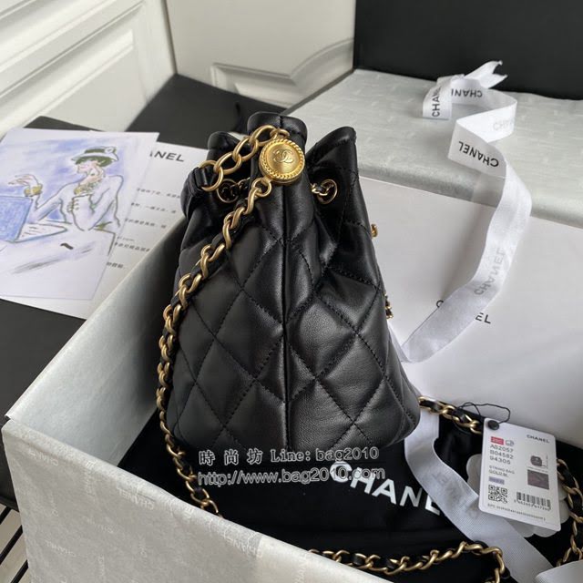 Chanel女包 香奈兒專櫃最新款水桶包 Chanel復古抽繩紐扣包 AS2057  djc4212